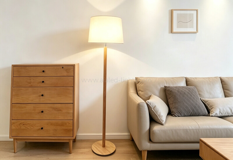 Solid Wood Brief Floor Lamp Linen Shade E27 Nordic Luxury Hotel Standing Lamp