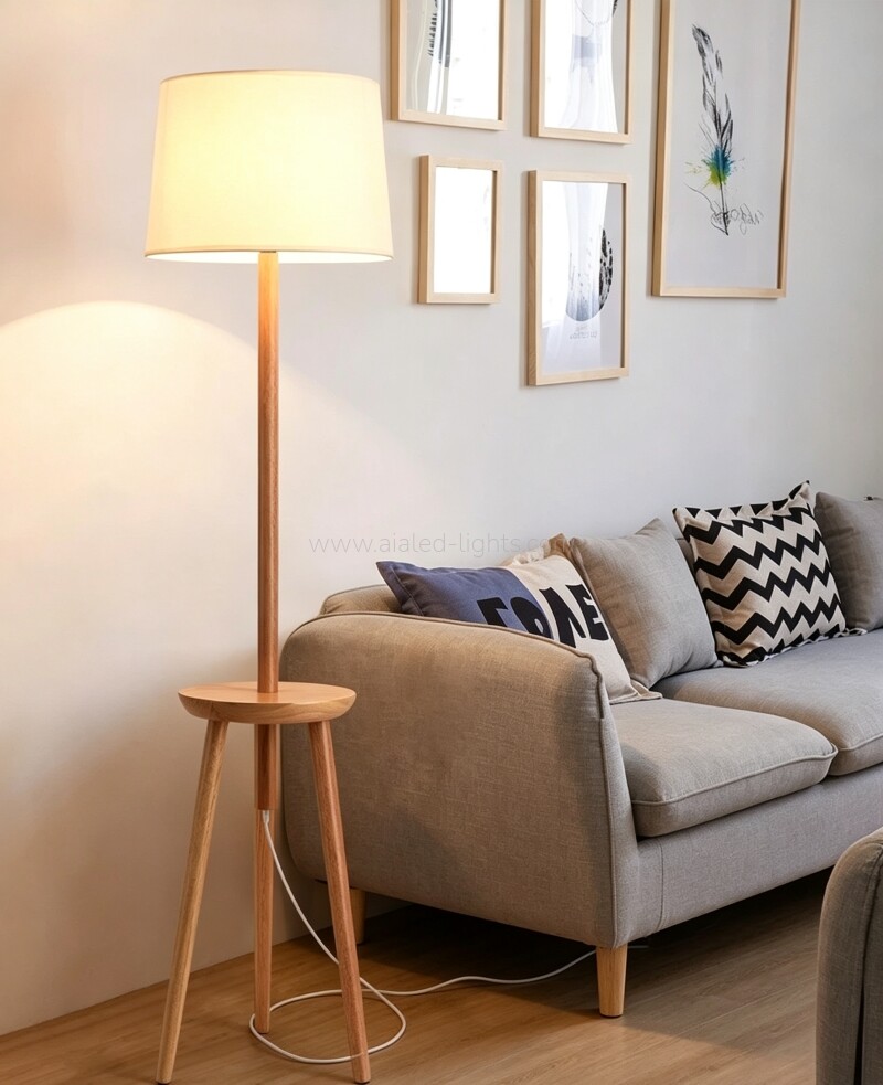 Solid wood tripod floor lamp soft fabric lampshade for hotel suite villa living room bedroom home decor