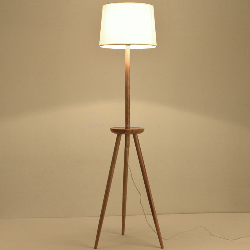 Solid wood tripod floor lamp soft fabric lampshade for hotel suite villa living room bedroom home decor